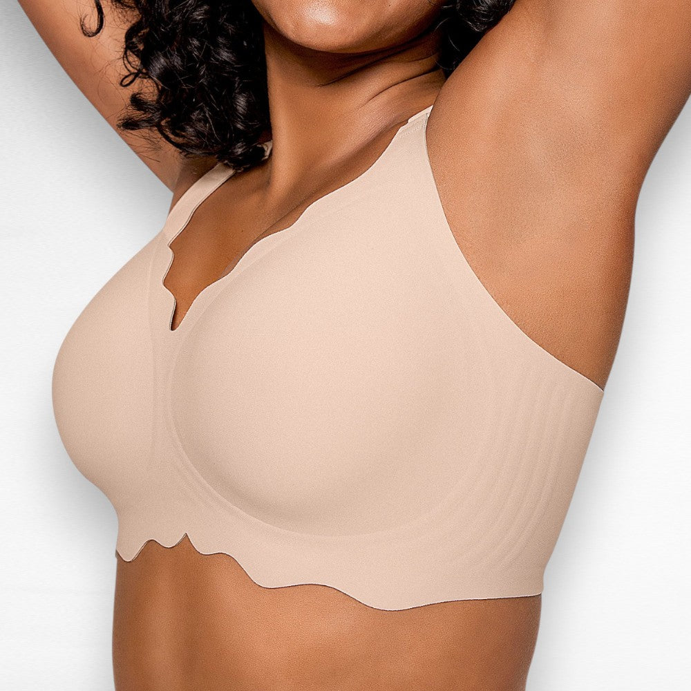 Sculpting Wireless Scalloped Full Coverage Bra
